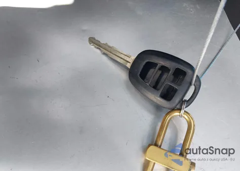 2016 Toyota Camry Se z USA, uszkodzony, nr VIN 4T1BF1FK1GU514783